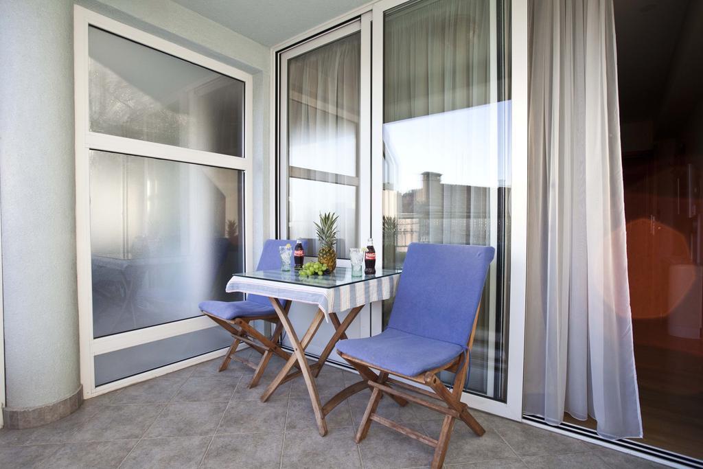 Studio Apartmani Bijeli Delfin บีโอกราดนาโมรู ห้อง รูปภาพ